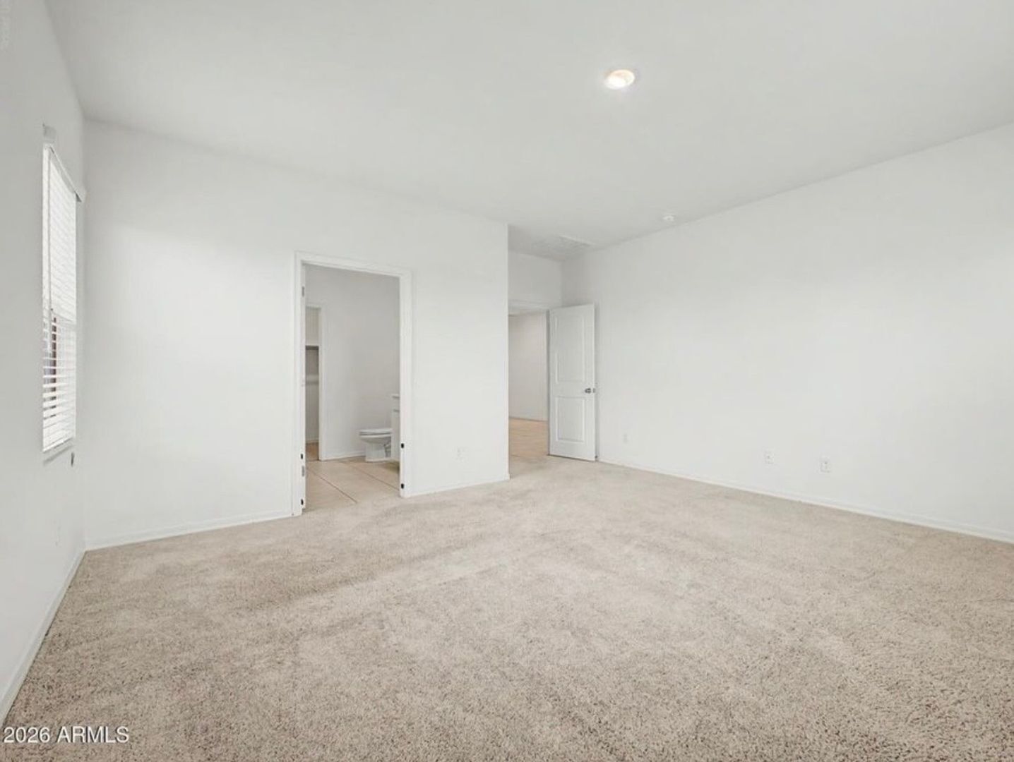 Building Photo - 10949 N 165th Ave