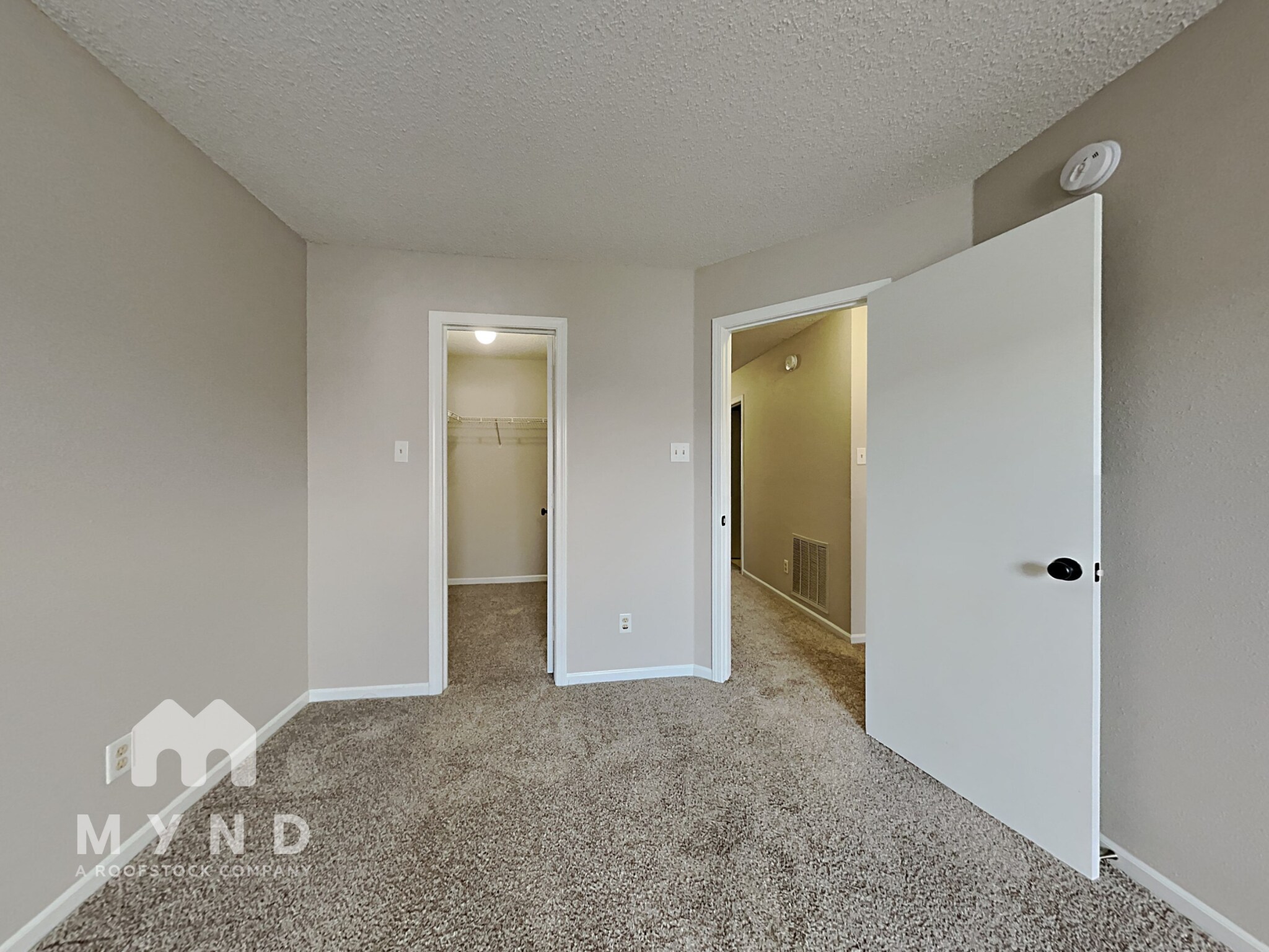 Building Photo - 16726 Lowell Dr