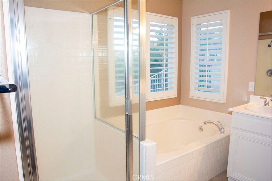 Building Photo - 30432 Vineyard Ln