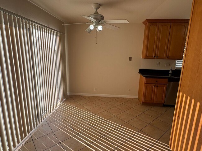 Building Photo - Spacious Hercules Home Near Parks & Schools with Large Backyard