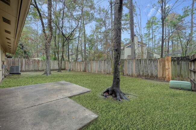 Building Photo - 83 Marabou Pl