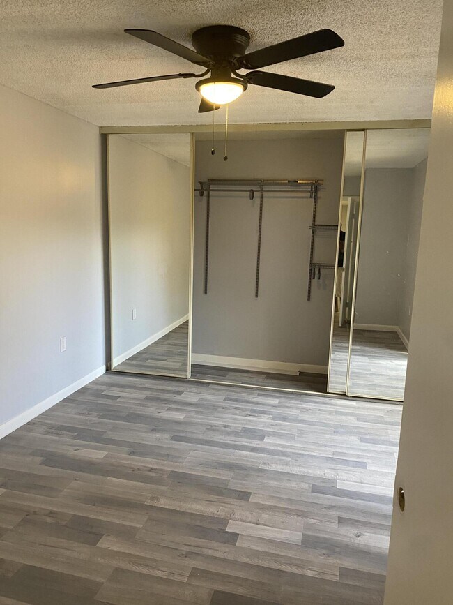 Building Photo - 113 Heritage Way