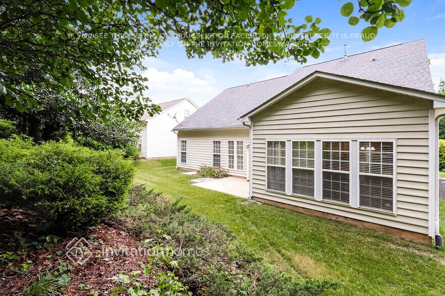 Building Photo - 8830 Hadco Ln
