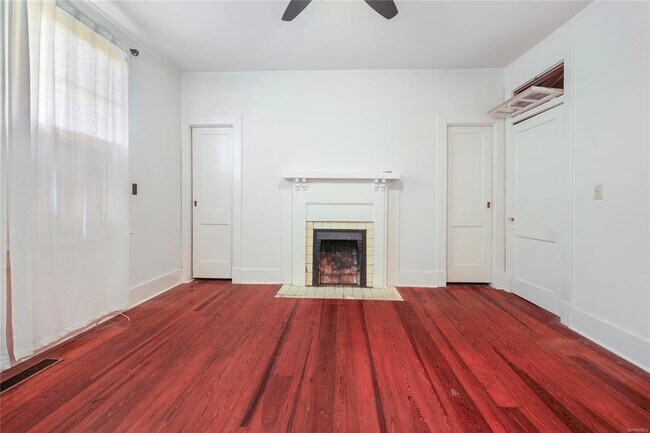 Building Photo - 2308 Cherokee Dr