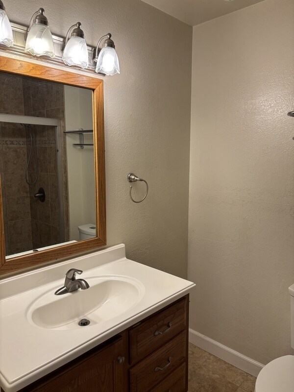 Building Photo - 954 Emily Ave