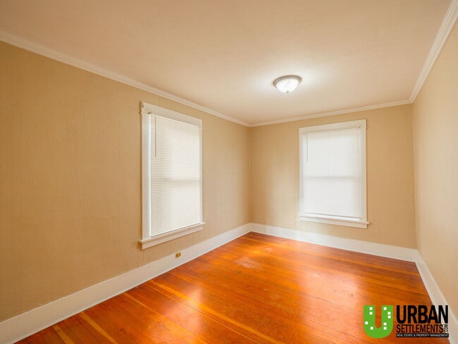 Building Photo - 1103 W Sinto Ave