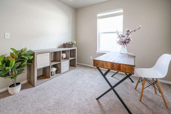 Building Photo - 74 W Havasu Falls St