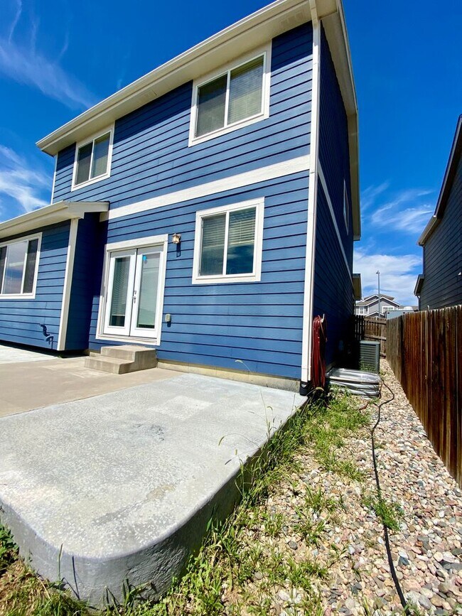 Building Photo - Multi Level Living in Fountain! Private Suite with Kitchenette in Basement! 5 Bedroom in 80817