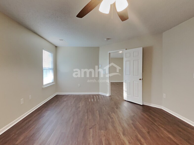 Building Photo - 439 Annaberg Ln