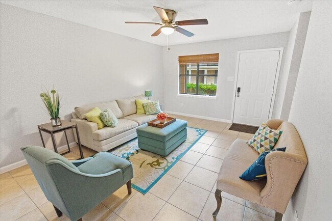 Building Photo - Baylor 2 Bedroom Condo