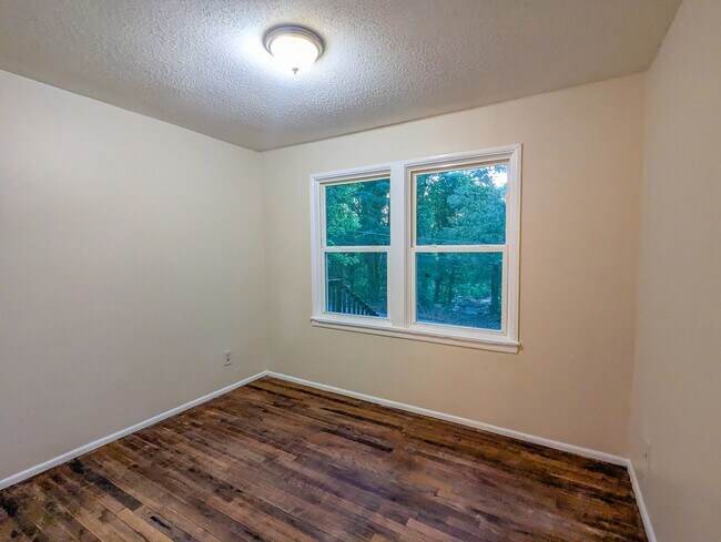 Building Photo - 3054 Waters Rd SW