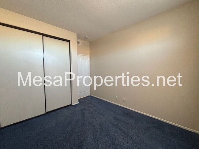 Building Photo - 12468 Redrock Ct