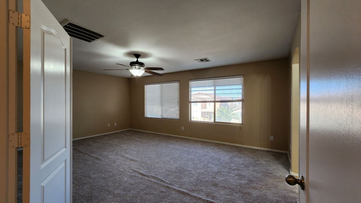 Building Photo - 42564 W Palmyra Ct