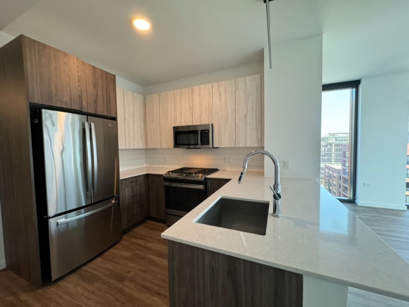 Building Photo - 144 N Aberdeen St