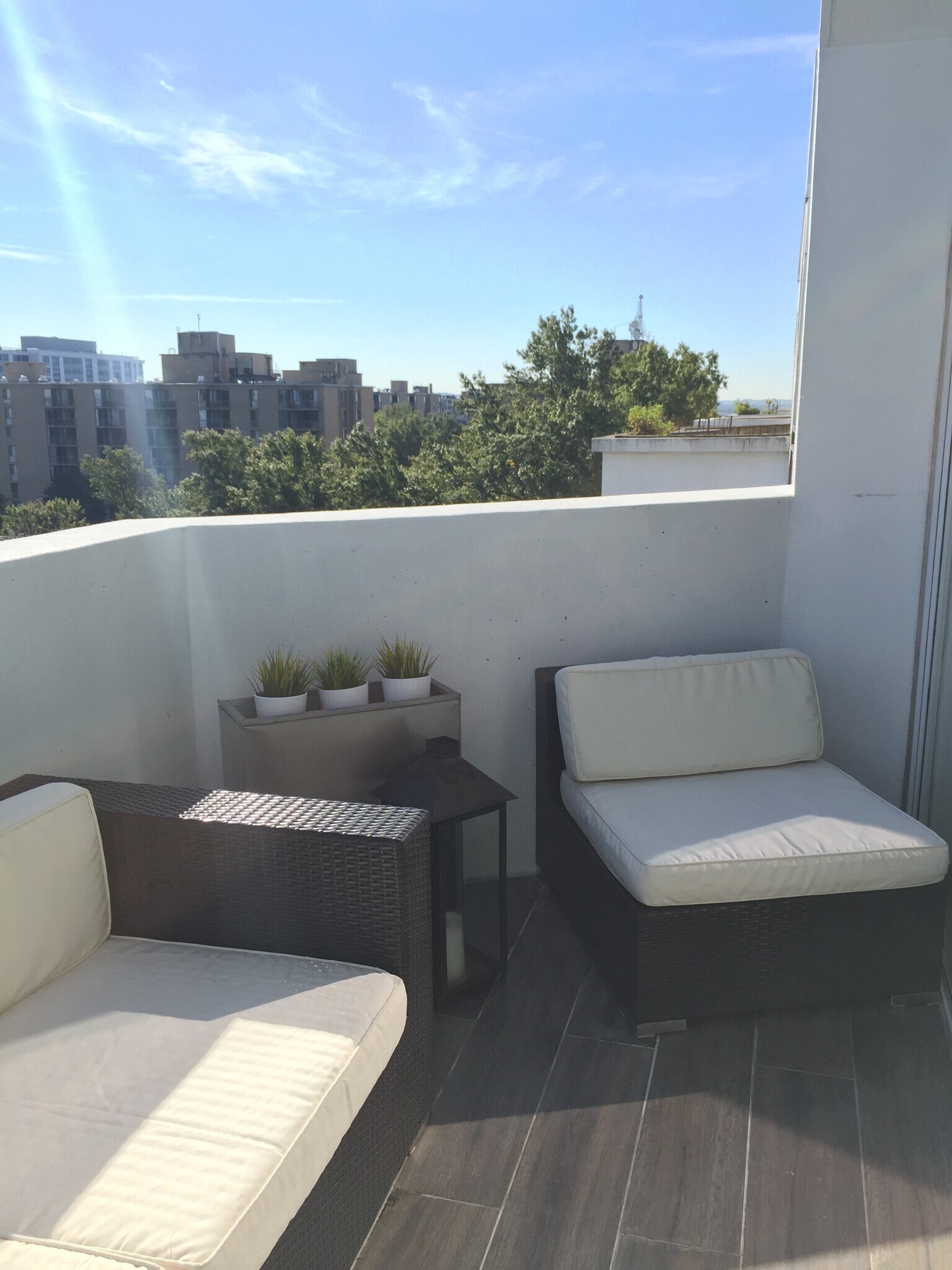 Building Photo - 700 7th St SW