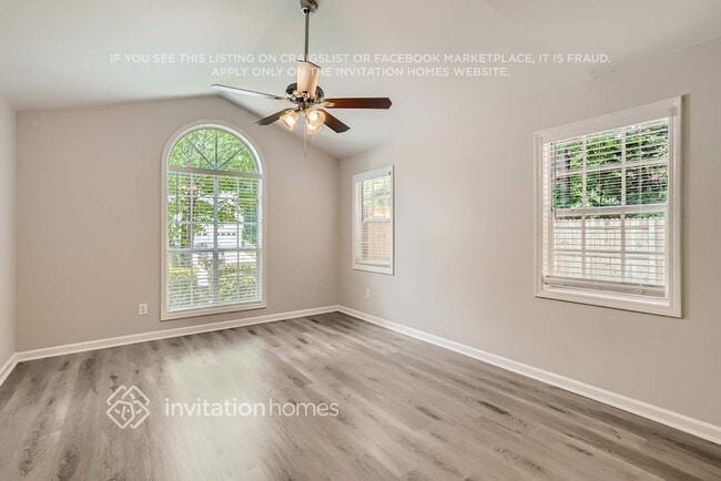 Building Photo - 7470 Hunters Ridge Dr