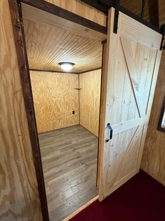 Building Photo - Charming 1-Bedroom Home with Modern Amenities in Longview, TX! - Available in May