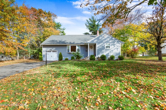 Building Photo - 10 Chestnut Ridge Rd