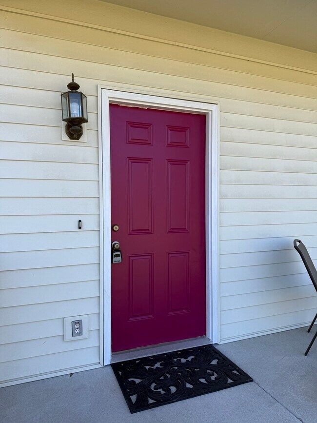 Building Photo - 6538 Commonwealth Dr