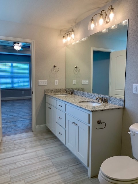 Building Photo - 5601 Sapphire Dr