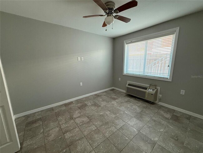 Building Photo - 13047 Gulf Ln