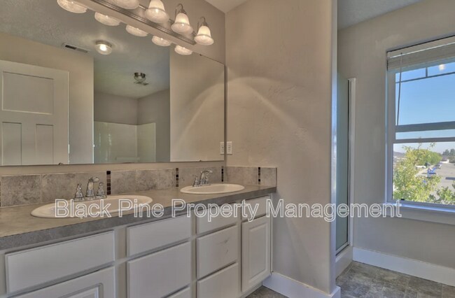 Building Photo - 9773 W Bigwood Dr.