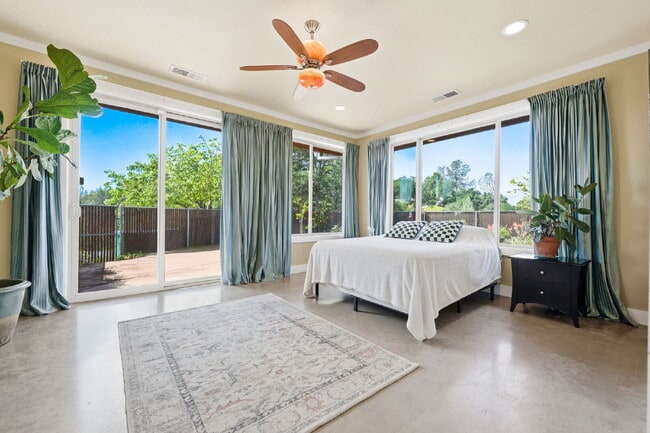 Building Photo - Peaceful Hilltop Retreat with Views | Unfurnished 5BD Executive Home on Private Knoll