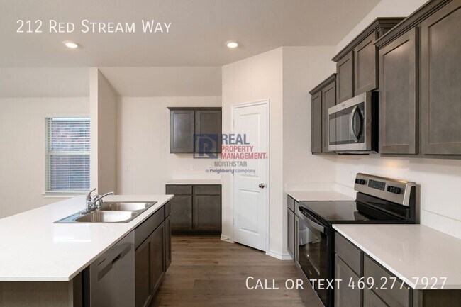 Building Photo - 212 Red Strm Wy