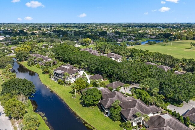 Building Photo - 2835 Polo Island Dr