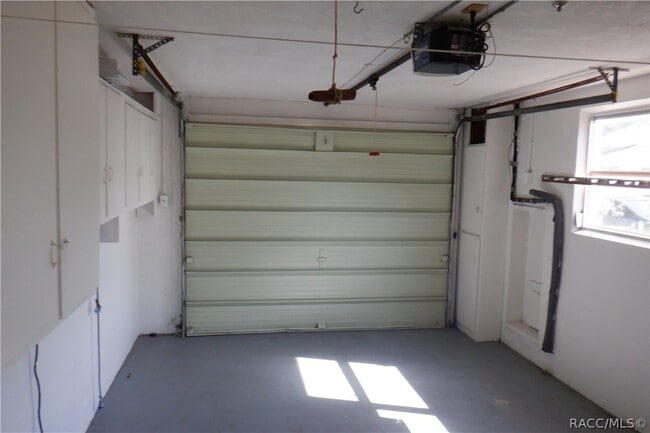 Building Photo - 7234 Cherry Laurel Dr