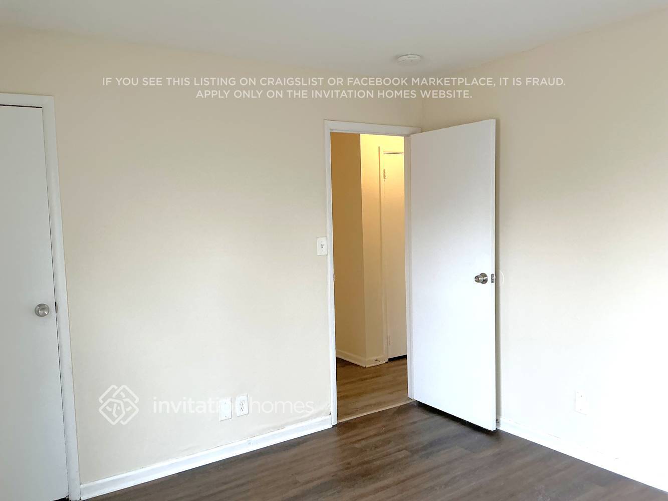 Building Photo - 2218 Jasmine Dr