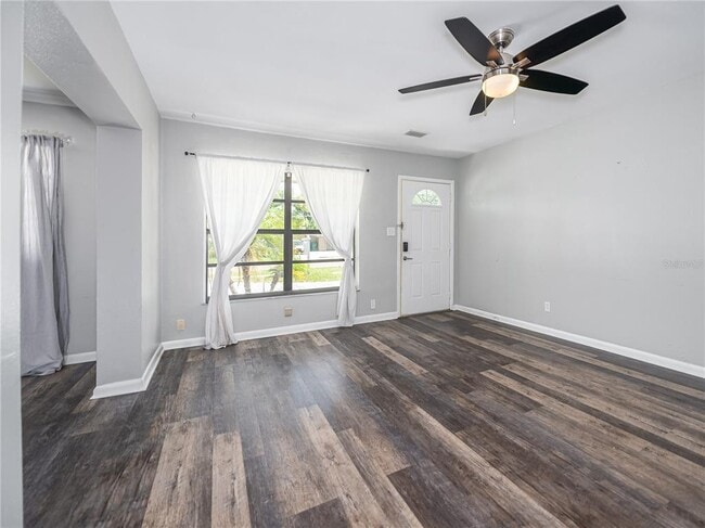 Building Photo - 4721 W Iowa Ave