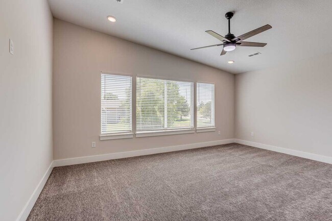 Building Photo - 3554 N Tyler Ct