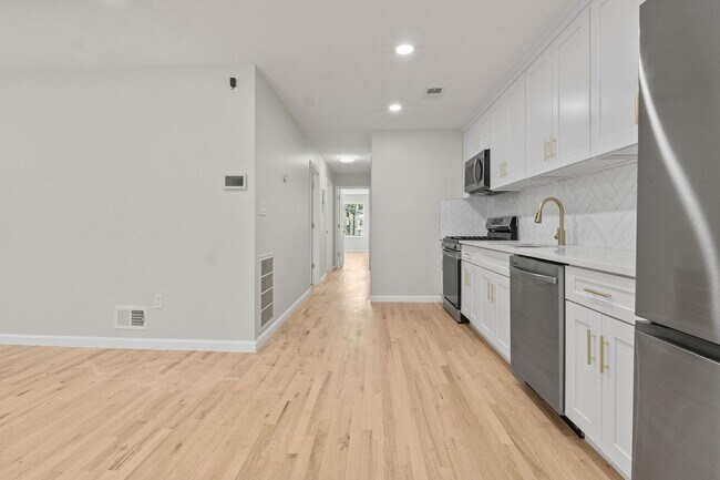 Building Photo - 45 Jewett Ave