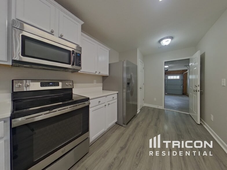 Building Photo - 1427 Matthew Allen Cir
