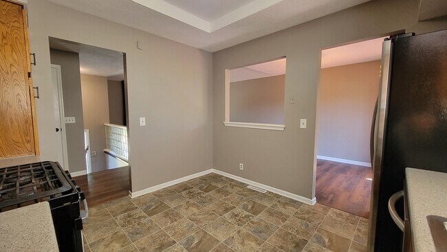 Building Photo - Josephine (Millard Highlands South)