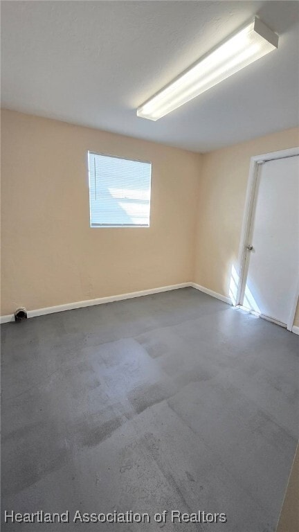 Building Photo - 117 Sparrow Ave