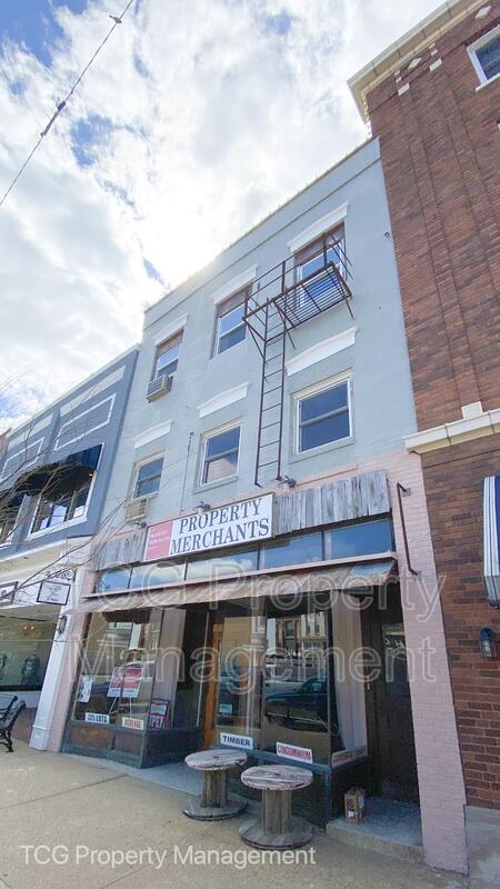 Building Photo - 510 S Main St