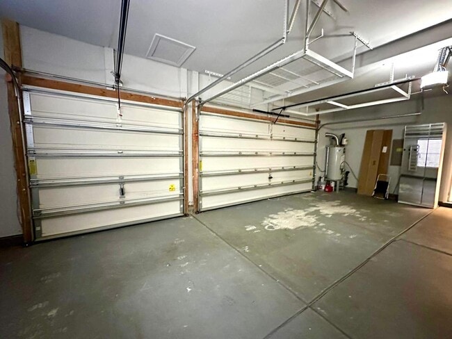 Building Photo - 311 Palmerston Ln