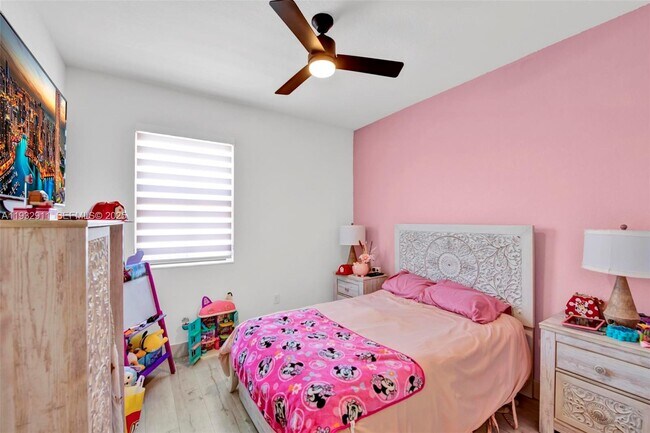 Building Photo - 10333 SW 232nd St