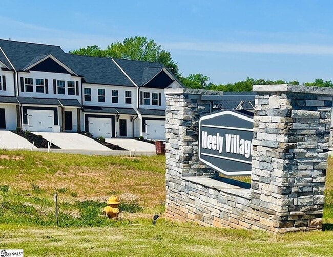 Building Photo - 100 Evergrace Wy