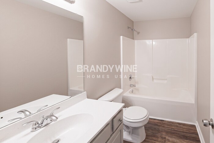 Building Photo - 5209 Lakerock Dr SW