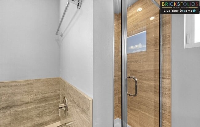 Building Photo - Your Dream Home in Monroe