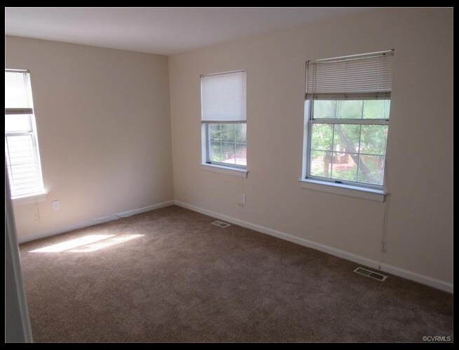 2nd Bedroom - 1413 Kemper Street