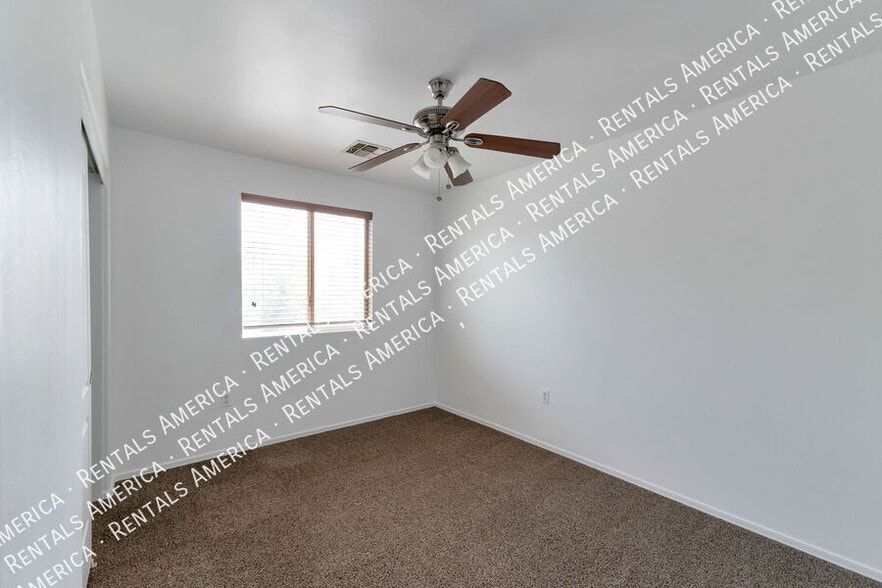 Building Photo - 14374 S Camino El Galan