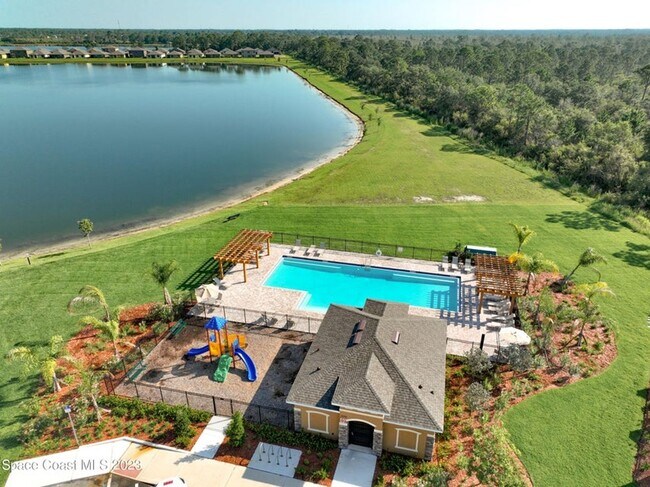 Building Photo - Charming SFH in Cypress Bay Preserve