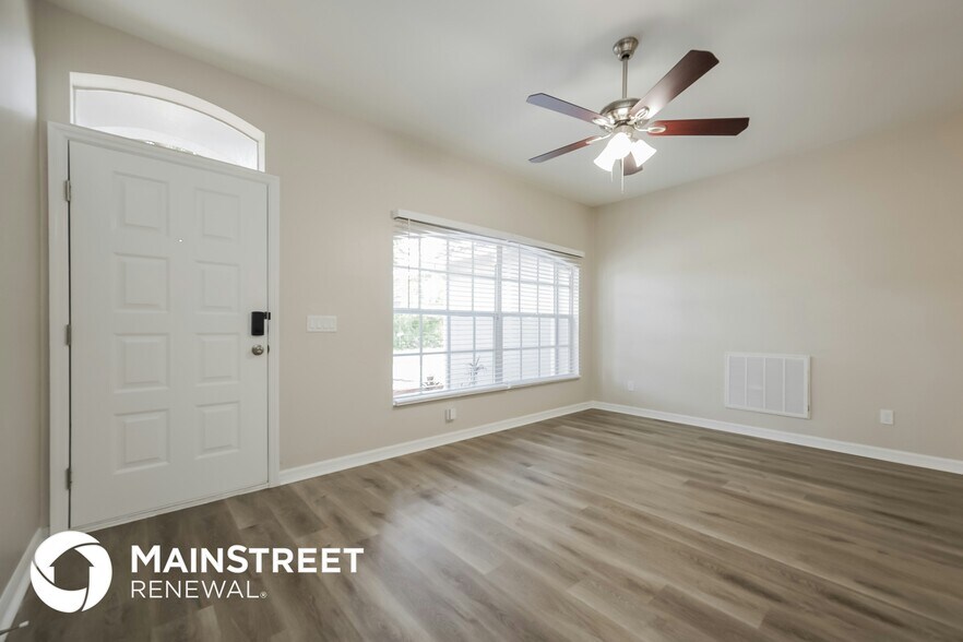 Building Photo - 2301 Jetridge St