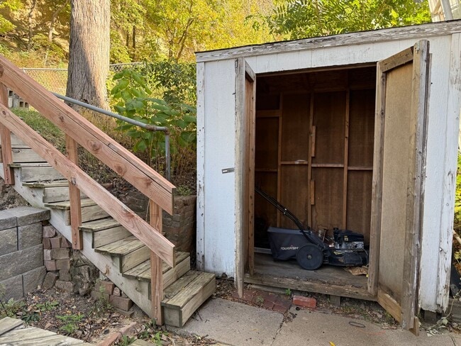 Building Photo - COMING SOON! Historic East Side Beauty!