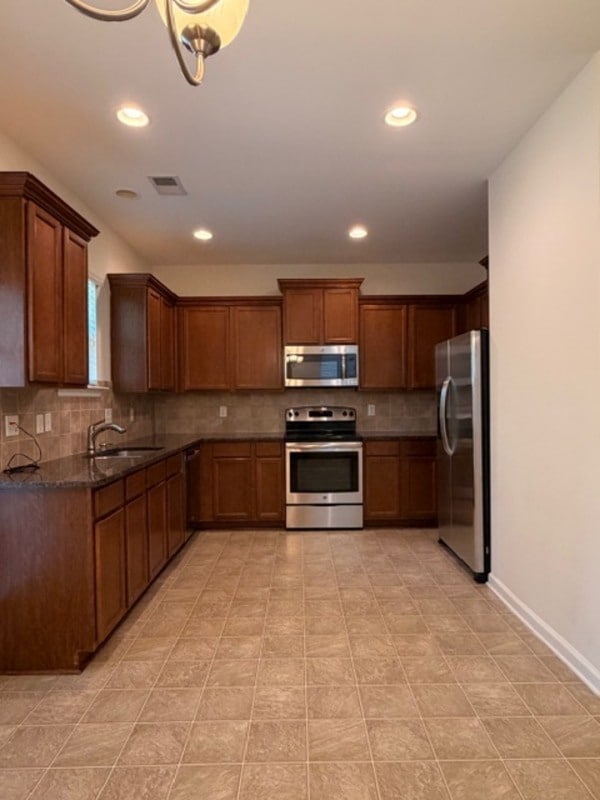 Building Photo - 1017 Drake St