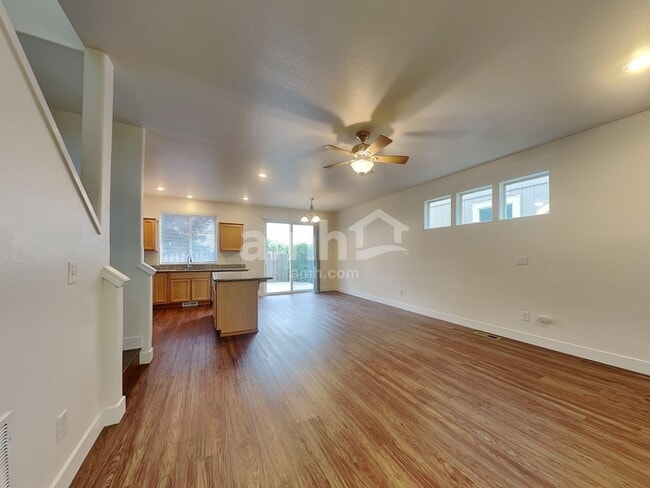 Building Photo - 1318 SW 176th Ter